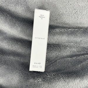 ORIGINAL / ROLL-ON OIL